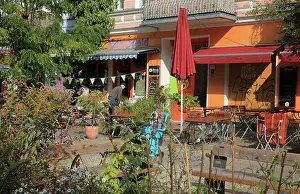Prenzlauer: Cafes, Oderbergerstrasse, Berlin, Germany