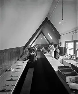 Sloan: Cafeteria 1920