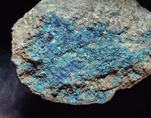Sulphate: Caledonite