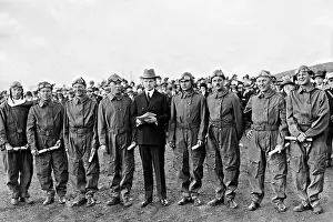Coolidge: Calvin Coolidge with pilots, 1927