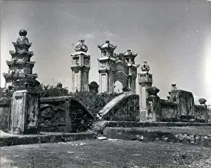 Neighboring: Cambodia - Philippines - Vietnam