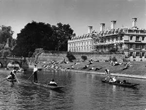 Alan Greeley Collection: CAMBRIDGE PUNTING SCENE