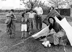 Idealistic: CAMPING FAMILY 1950S