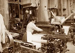 Spinners: Canada textile industry early 1900s