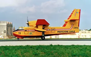 2045: Canadair 415 I-DPCX / 19