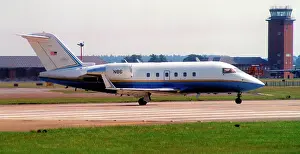 Checker: Canadair 601 Challenger N86