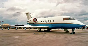 Checker: Canadair 601 Challenger N86
