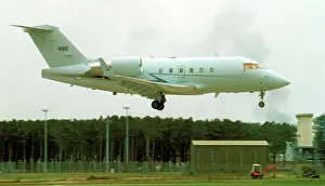 Checker: Canadair 604 Challenger N85