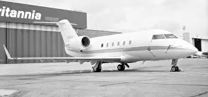 Luton: Canadair CL-601 Challenger N19J