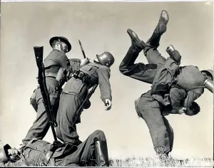 Jujitsu: Canadian military using weapons and fighting tactics, WW2