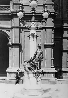 Candelabra: Candelabra in front of the Vienna Staatsoper, 1905