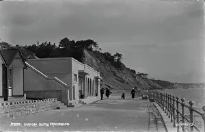 Strollers: Canford Cliffs Promenade