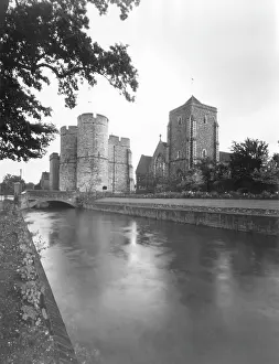 Gateways: CANTERBURY WEST GATE