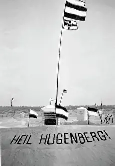 Hugenberg: Canvassing for Hugenberg at a beach section, 1932