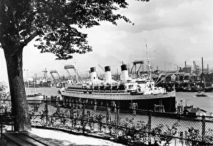 Arcona: The Cap Arcona, 1943