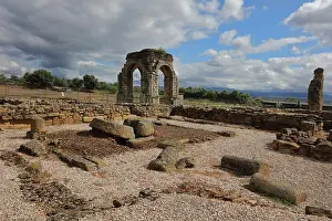 Decumanus: Caparra Arch, Extremadura, Spain