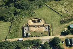 Capel: Capel Battery, a Second World War artillery battery, Kent