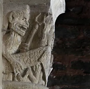 Fides: Capital, Abbatiale Sainte-Foy, Conques, Midi-Pyrenees