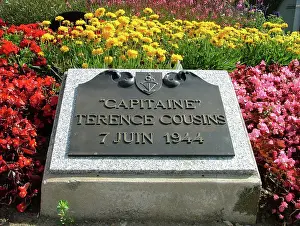 Bessin: Captain Terence Cousins Memorial Roundabout