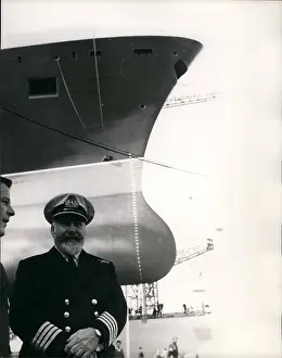 Todays: Captain William Warwick, Cunard QE II