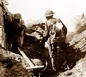 Croiselles: A captured German machine gunner at Croiselles - WW1