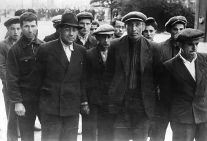 Bolshevik: Captured Jews in Libau, 1941