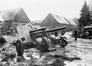 Counterattack: Captured Russian artillery gun, 1945