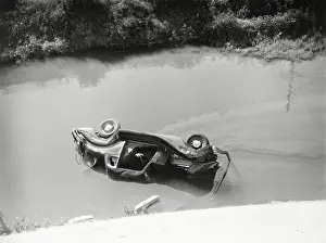 Drown: Car accident -