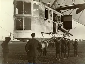 A car of Airship R9