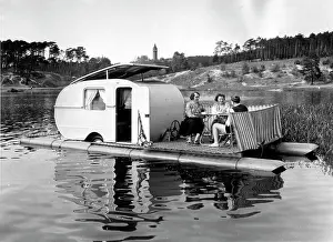 Abeurophoto: Car-Caravan trailer as vessel