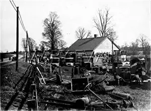 Scrapyard: CAR DUMP 1930