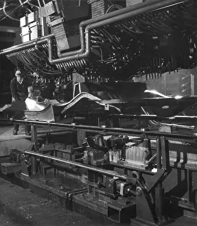 Motorcar: Car Manufacturing - Complex hydraulic press