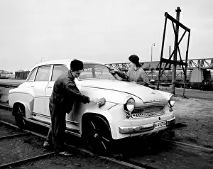Vlach: Car with rail wheels - Wartburg