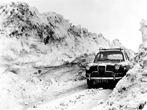 Drifts: Car in a snowdrift near Crediton, Devon