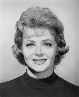 Cara: Cara Williams - Actress - Celebrity - Entertainment