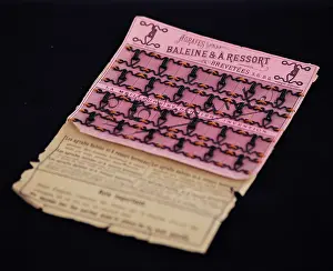 1880 1900: Card of hooks and eyes, c1880-1900