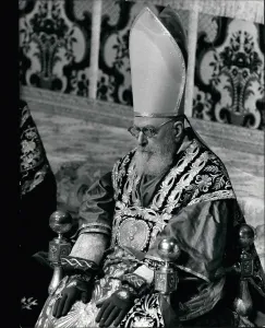 Cardinals: Cardinal Eugene Tisserant celebrating mass, St Peter's Rome