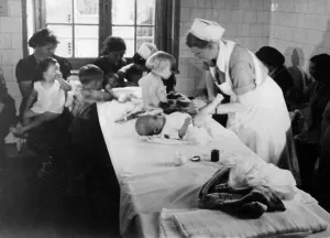 Lorraine: Care of refugees in Saint-Dizier, 1940