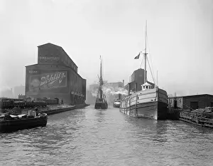 Elevators: Cargo ships in the Chicago River. Warehouses ?