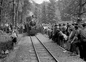 Zeleznice: Carlsbad area - Czechoslovakia, 1950. Young pioneers