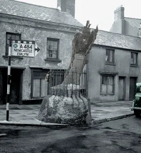 Carmarthen: Carmarthen, the Old Oak 1949