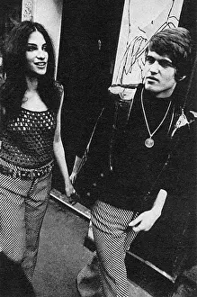 Carnaby: Carnaby street shoppers, 1966
