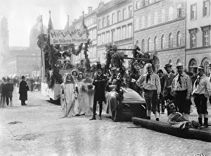 Ella: Carnival in Munich, 1900