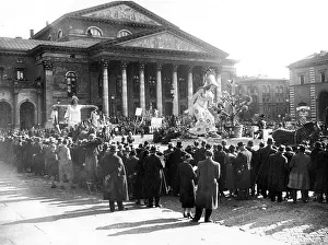 Pallas: Carnival parade in Munich, 1936