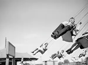 Carnivals: carnivals - amusement parks - carnival rides