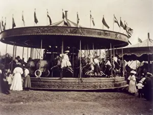 Roundabouts: CAROUSEL HAMPSTEAD