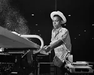 Hollem: Carpenter - Man - Wwii - Occupations