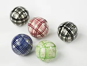 Boules: Carpet bowls