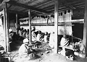 Weave: Carpet weavers in Kashmir