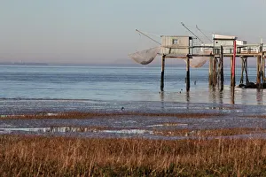 Gironde: Carrelets or square fishing nets dropped from